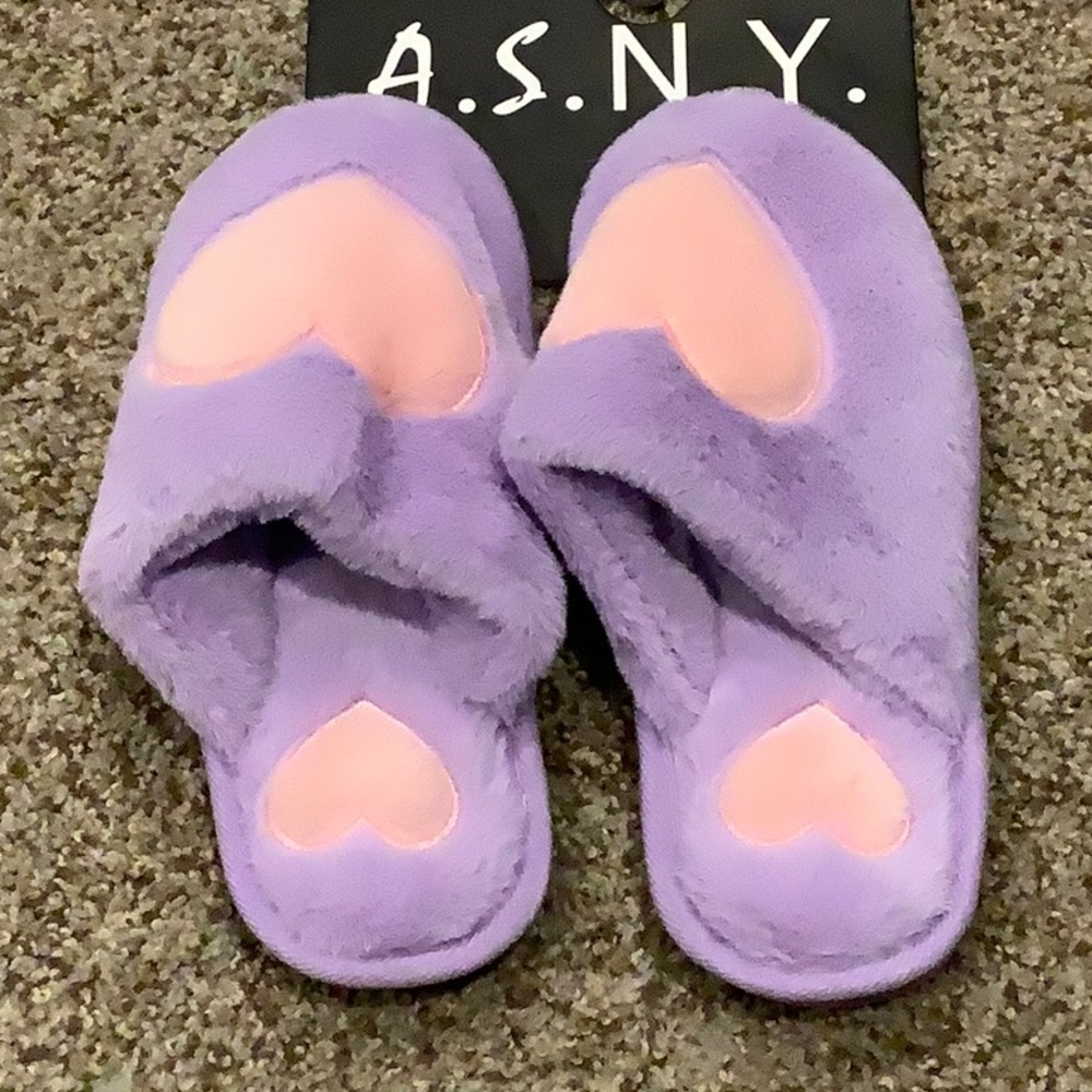 A.S.N.Y Red with White Heart Sleepers Size 9-10